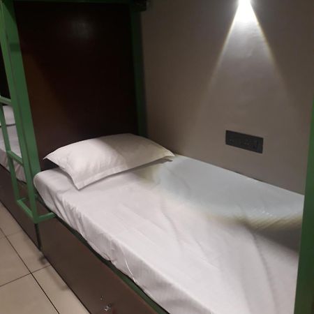 Cosycove Hostel Kochi ภายนอก รูปภาพ